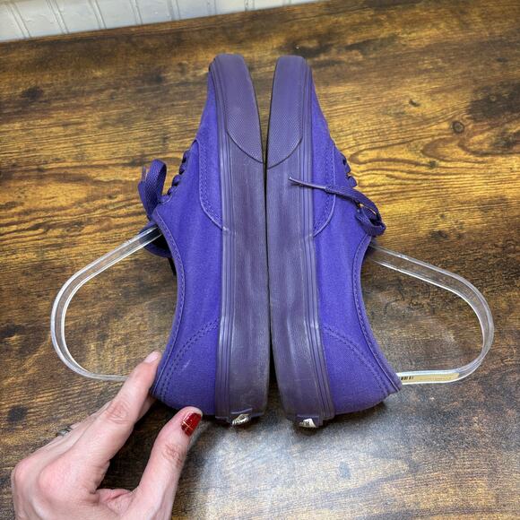 Vans Authentic Sneakers Mens 7.5 Womens 9 Monochrome Purple Shoes Low Top Skater - Picture 5 of 9